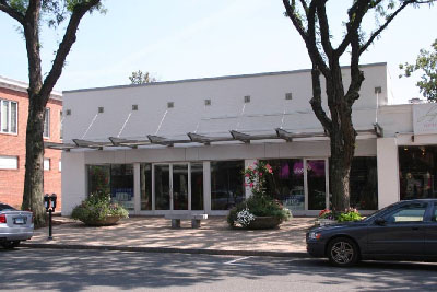 restaurant before renovations